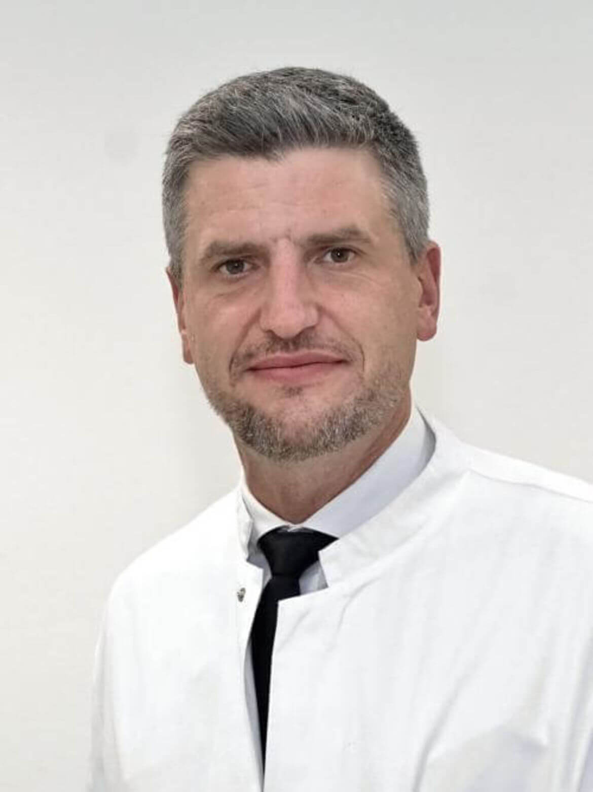Dr. Lutz Heidelberg Dr. Lutz Heidelberg